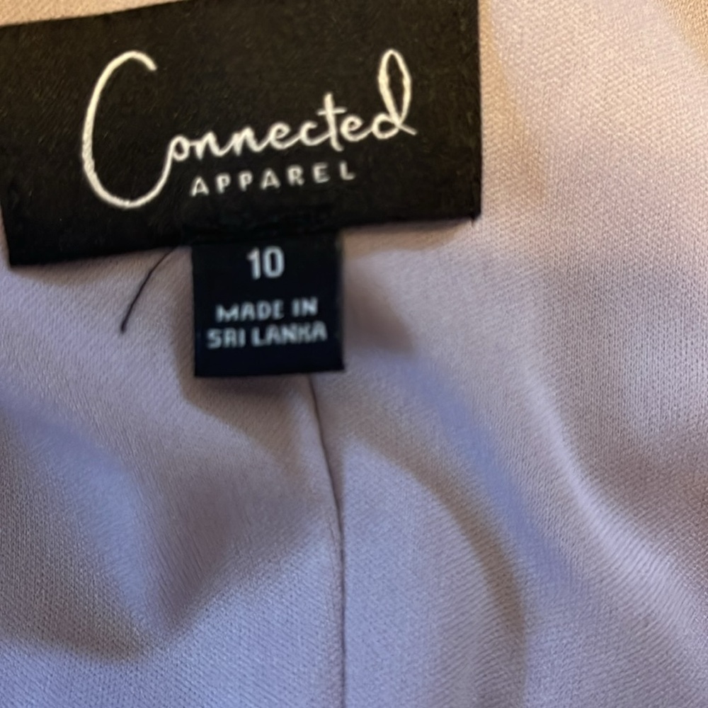 Women’s connected apparel dress - Picture 6 of 6